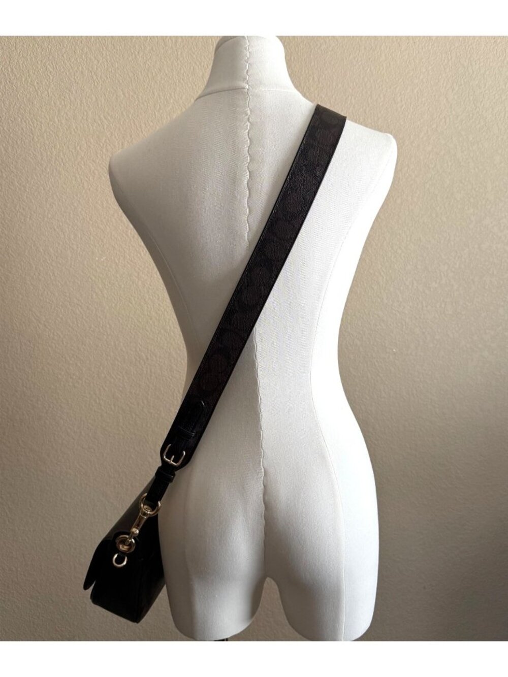 COACH Jess Messenger Bag Small Pebbled Leather Black - Picture 11 of 13